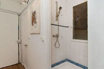 Διαμέρισμα Cozy Montmartre Studio *