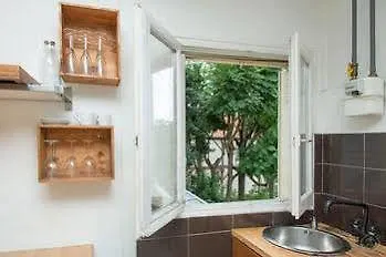 Διαμέρισμα Cozy Montmartre Studio *