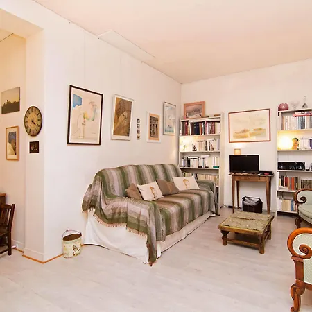 Cozy Montmartre Studio * Παρίσι
