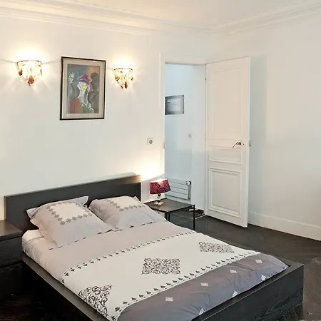 Cozy Montmartre Studio Διαμέρισμα