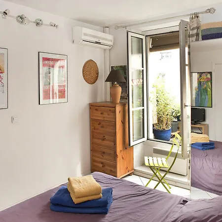 Cozy Montmartre Studio Διαμέρισμα *